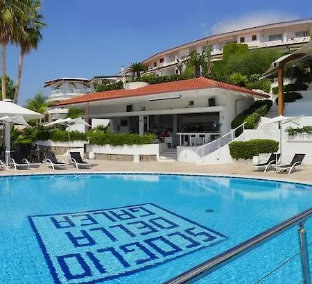 Scoglio Della Galea Village & Hotel 4*