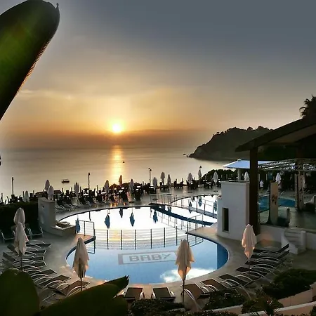 Hotel Scoglio Della Galea Village &
