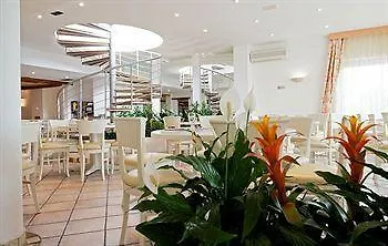 Hotel Scoglio Della Galea Village &