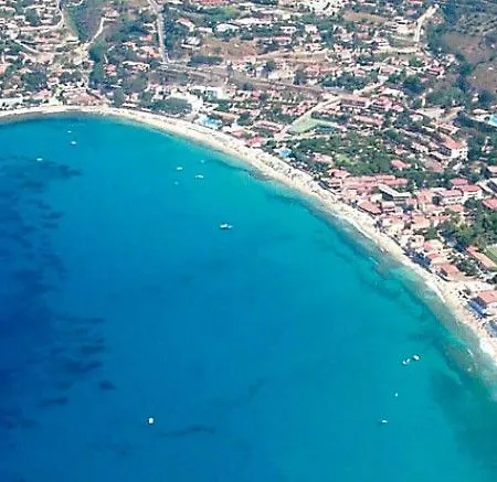 Scoglio Della Galea Village & 4*